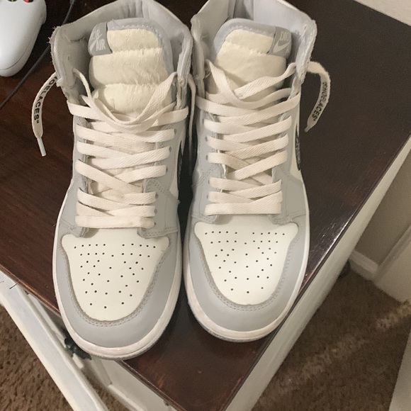 Nike air Jordan 1 dior reps too small and looking to sell i - Picture 2 of 4